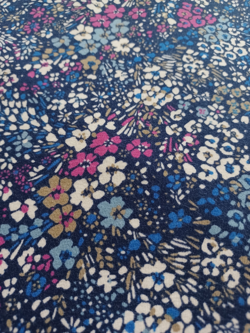 Lands' End Navy Floral Short Sleeve V-Neck Tee Women's Size Large - Picture 5 of 7